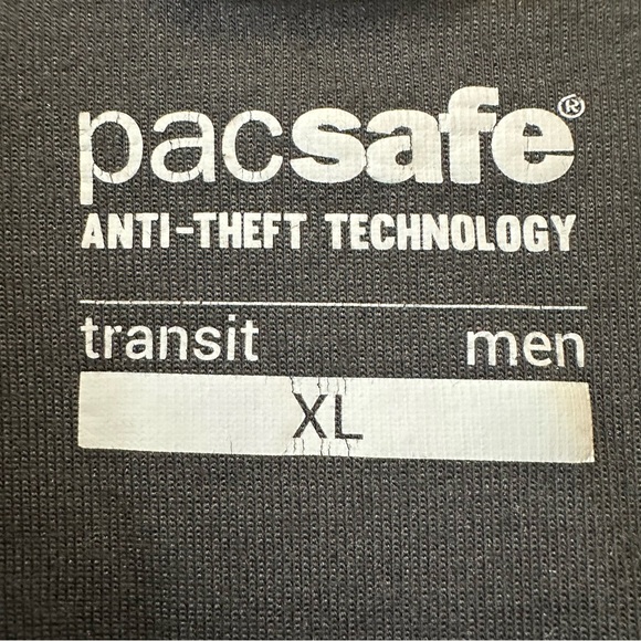 Pacsafe Men's Transit Zip-Up Black Jacket - Picture 6 of 10